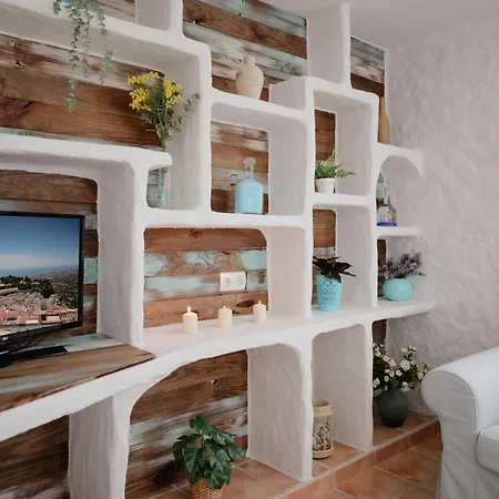 Belmonstays Aguamarina, Pueblo 펜션 미하스